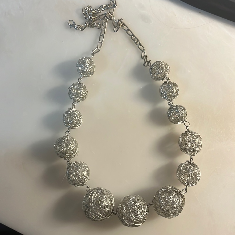 Mesh metal necklace